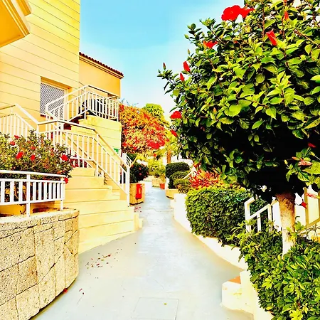 Luxury Fanabe With Private Garden *