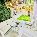 Luxury Fanabe With Private Garden Apartment