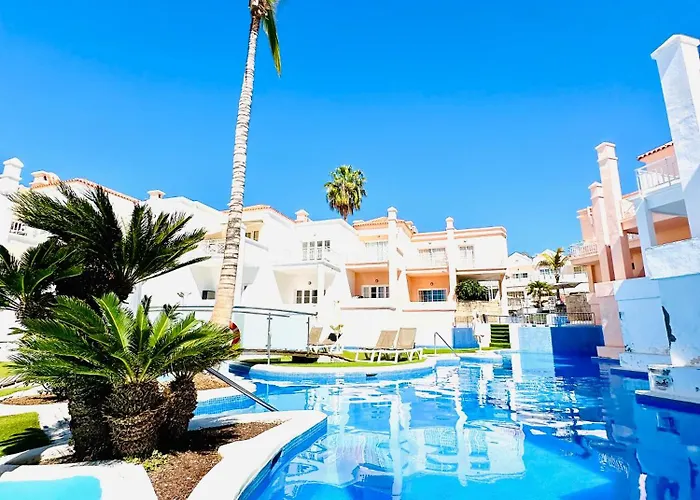 Luxury Fanabe With Private Garden Адехе