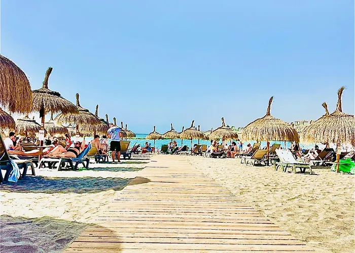 Апартаменти Luxury Fanabe With Private Garden