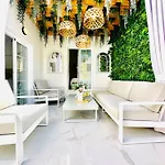 Διαμέρισμα Luxury Fanabe With Private Garden *